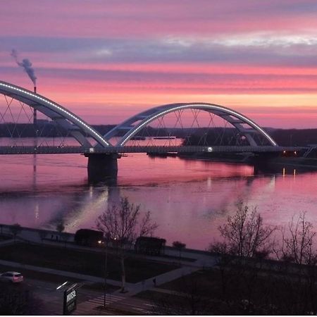 Apartman Bane 021 With A View Novi Sad Ngoại thất bức ảnh