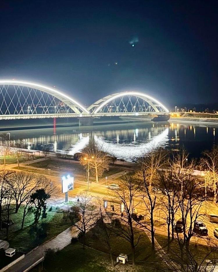 Apartman Bane 021 With A View Novi Sad Ngoại thất bức ảnh