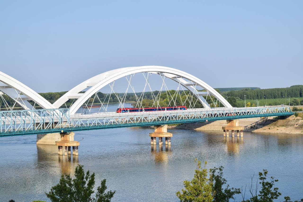 Apartman Bane 021 With A View Novi Sad Ngoại thất bức ảnh